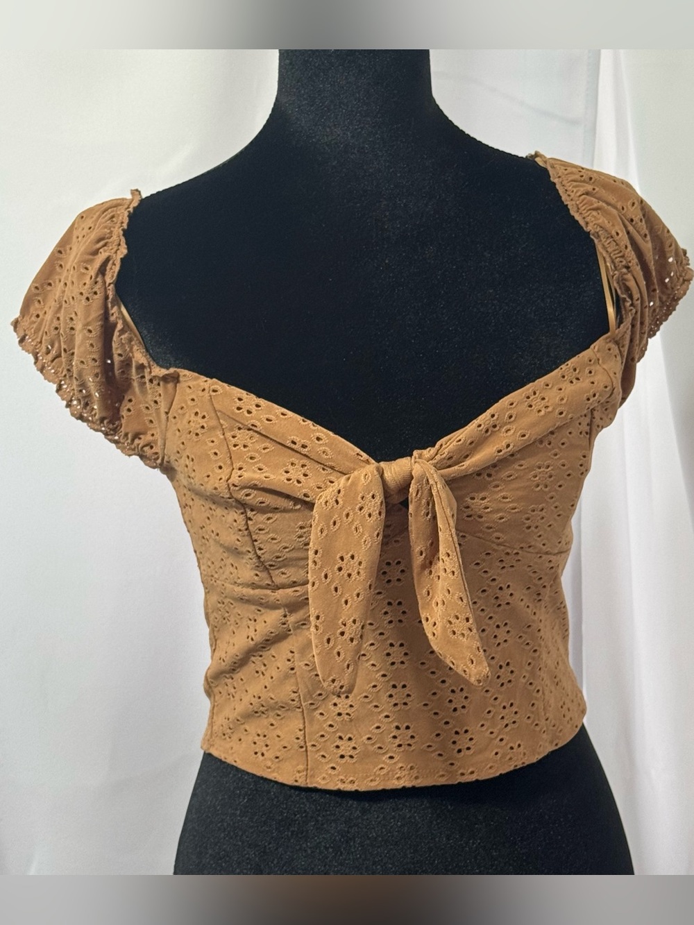 Urban Romantics Eyelet Milkmaid Crop Top Cottagecore Coquette Tie Front M